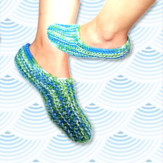 Babuchas tejidas a mano. Babuchas en lana matizada. Talykí Taller de Tejidos y diseño textil