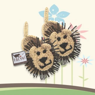 Zapatos de león. Babuchas tejidas a mano. Babuchas en lana. Pantuflas de animales tejidas a mano. Pantuflas para adultos y niños. Pantuflas tejidas. Babuchas de animales.  Talykí Taller de Tejidos y diseño textil