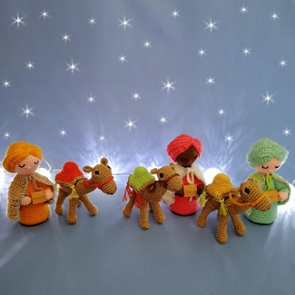 Reyes magos tejidos. Camellos en crochet. Artesanías. Pesebre de navidad. Talykí Taller de Tejidos y diseño textil